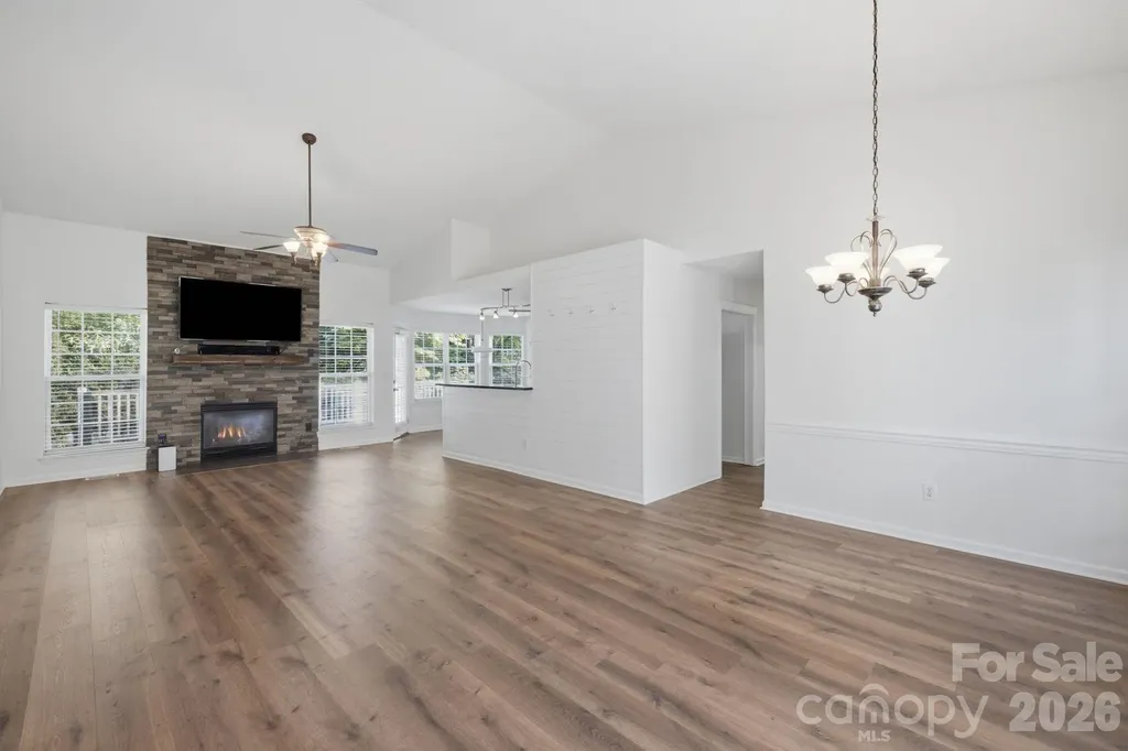 147 Broken Pine Lane Mooresville NC 28117