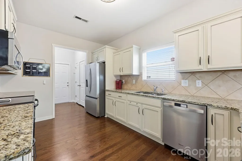 8411 Washoe Pine Lane Charlotte NC 28215
