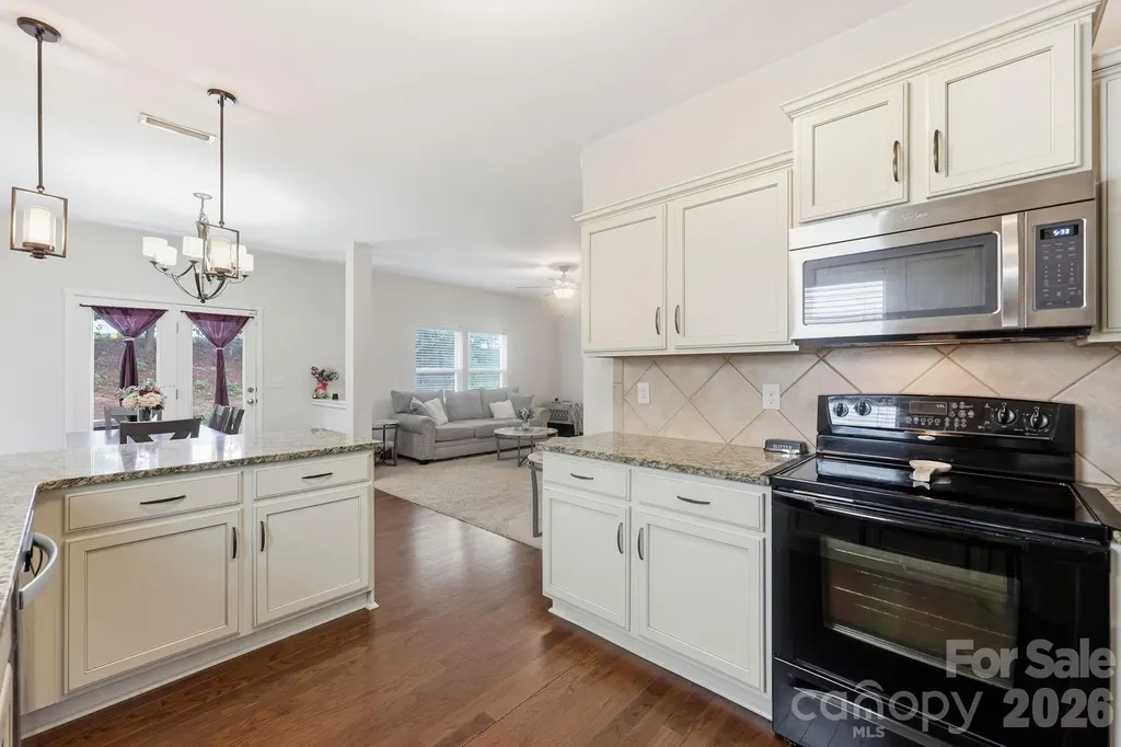 8411 Washoe Pine Lane Charlotte NC 28215