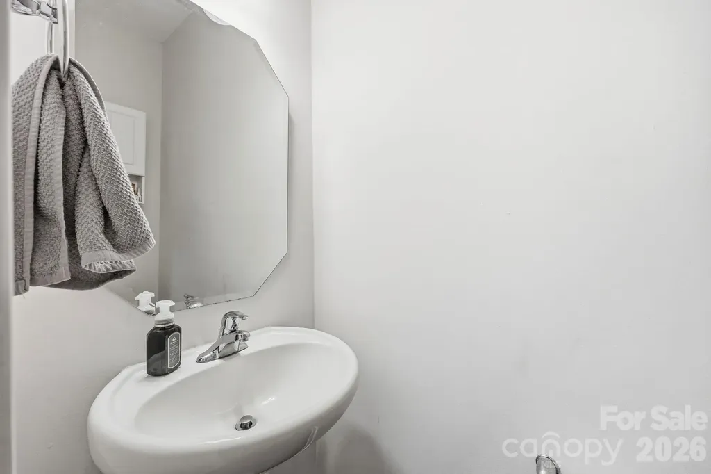 8411 Washoe Pine Lane Charlotte NC 28215