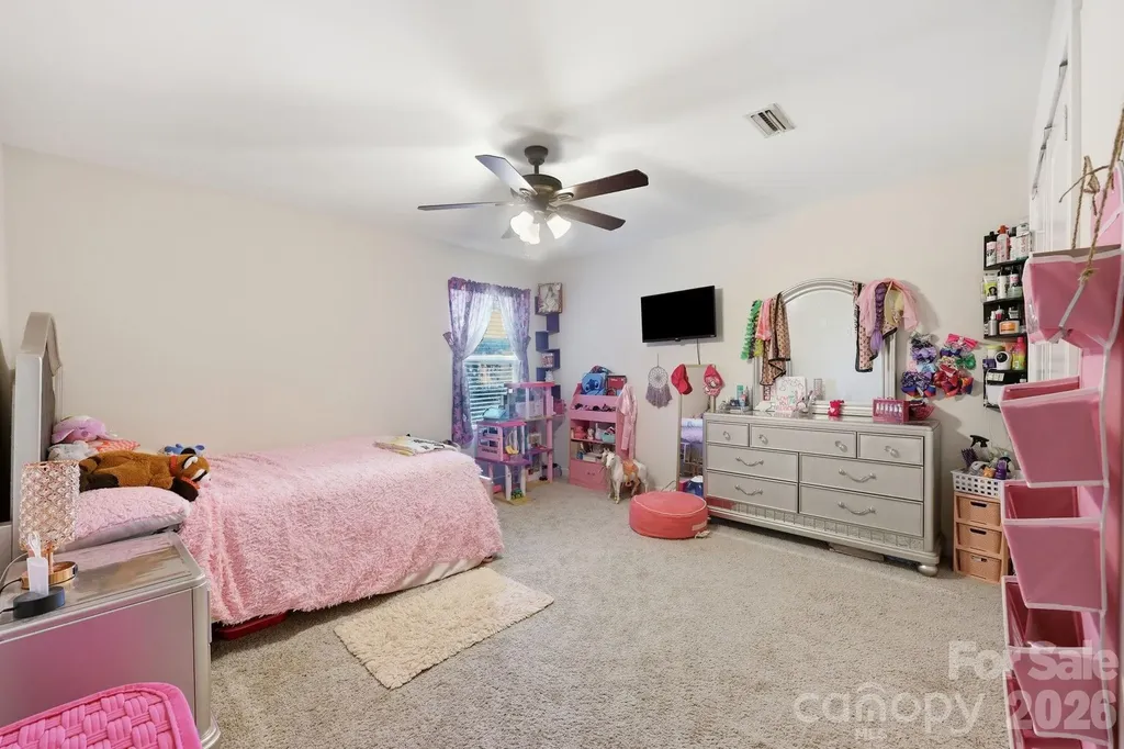 8411 Washoe Pine Lane Charlotte NC 28215