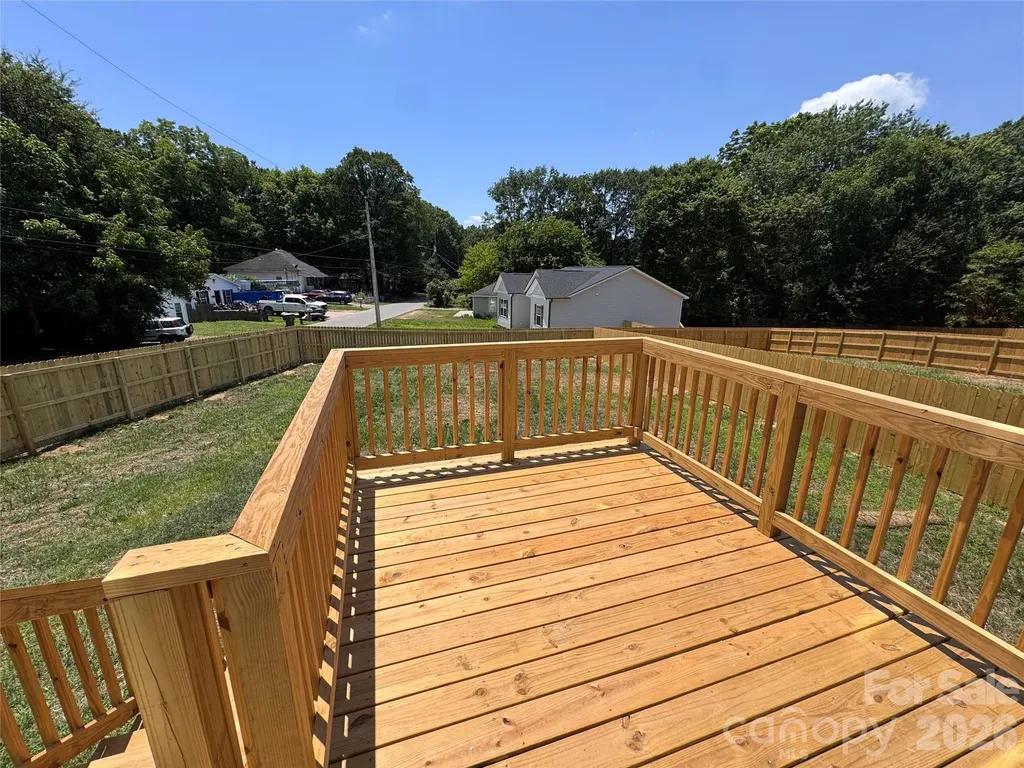 401 N Firestone Street Gastonia NC 28052
