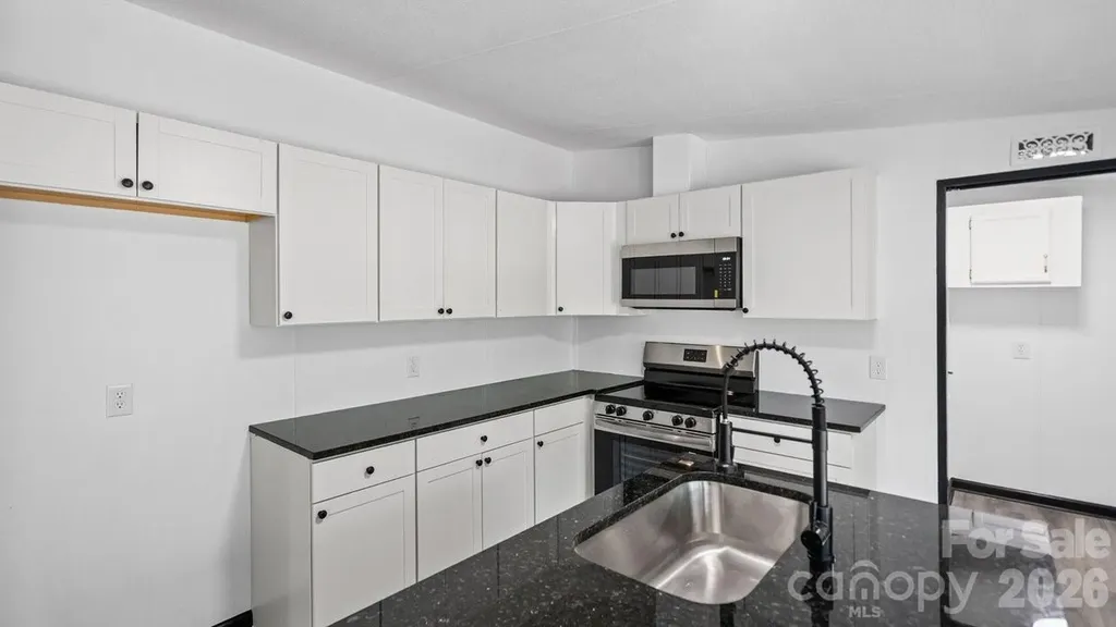 4277 Apex Drive Maiden NC 28650