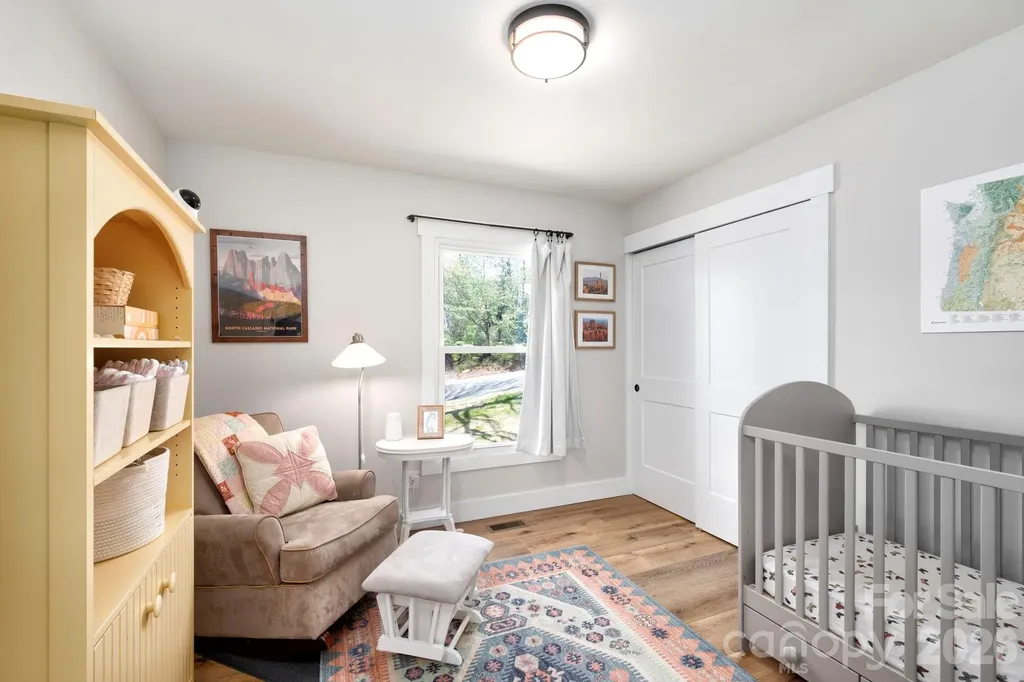 61 Knoll Ridge Drive Asheville NC 28804