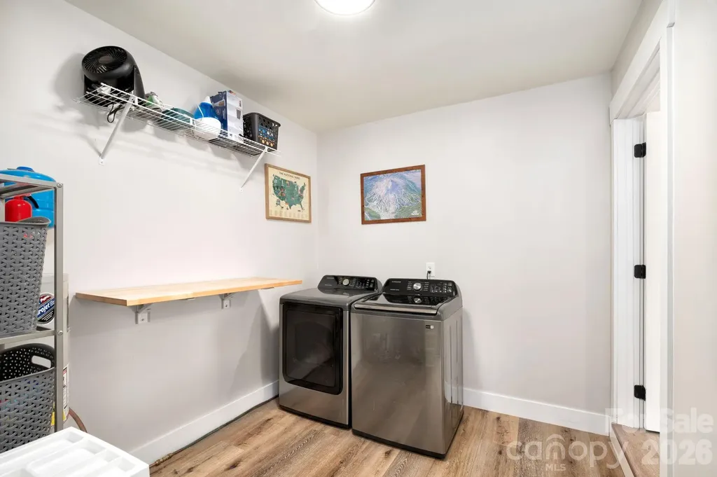 61 Knoll Ridge Drive Asheville NC 28804