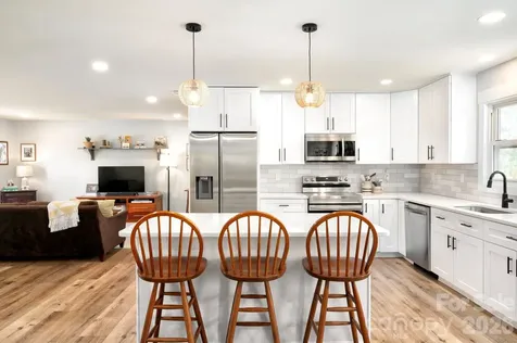 61 Knoll Ridge Drive Asheville NC 28804
