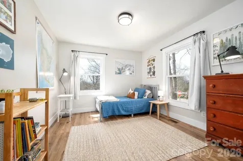 61 Knoll Ridge Drive Asheville NC 28804