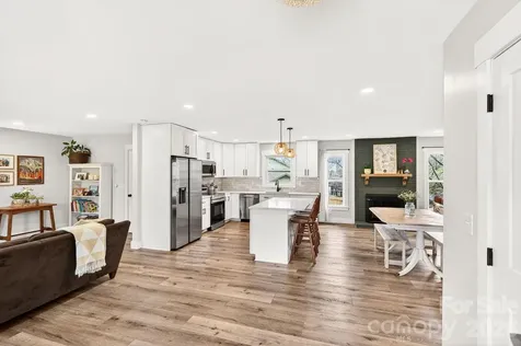 61 Knoll Ridge Drive Asheville NC 28804