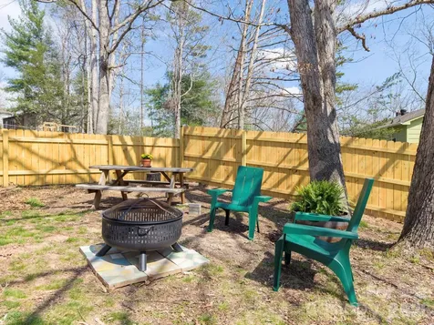 61 Knoll Ridge Drive Asheville NC 28804