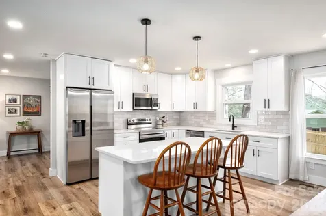 61 Knoll Ridge Drive Asheville NC 28804