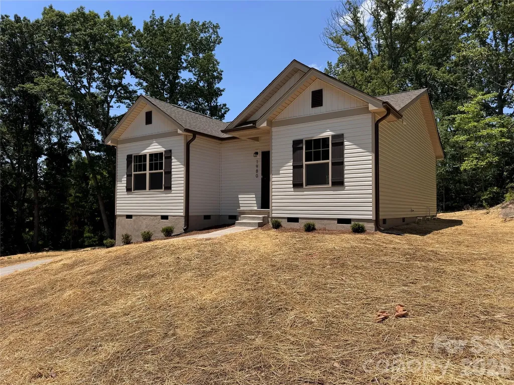 1980 Hillgate Avenue Gastonia NC 28054
