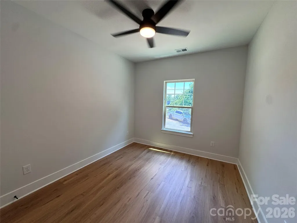 1980 Hillgate Avenue Gastonia NC 28054