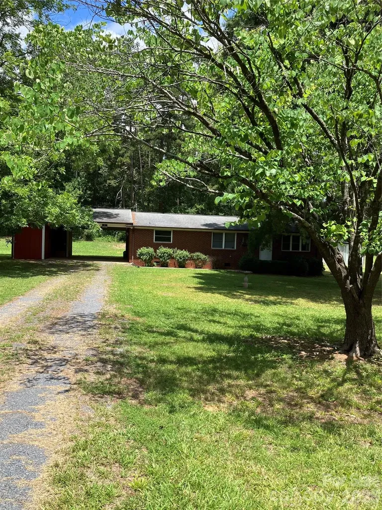 10663 Island Creek Road Stanfield NC 28163