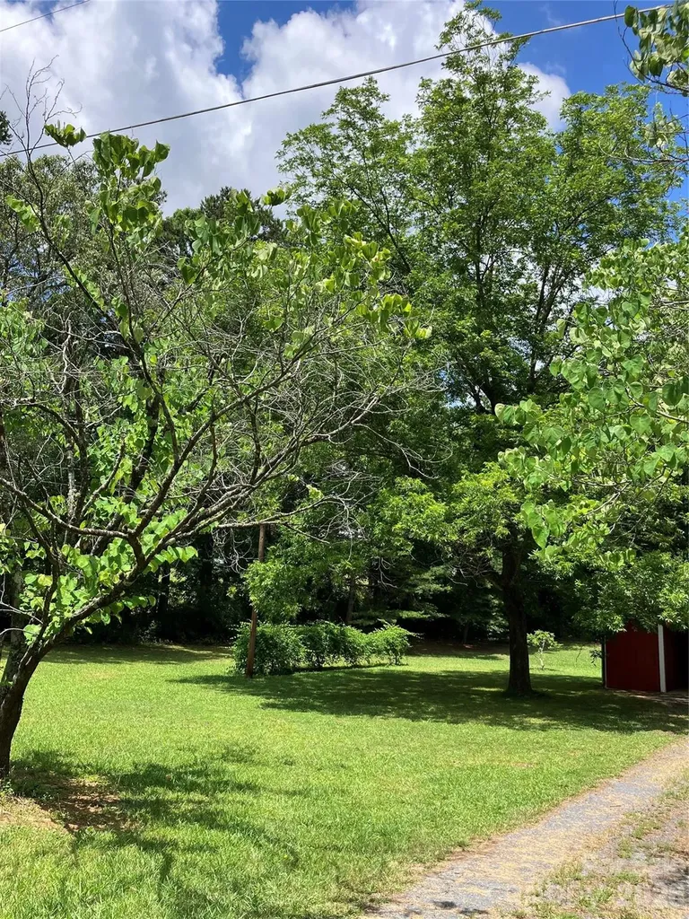 10663 Island Creek Road Stanfield NC 28163