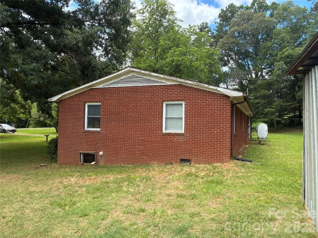 10663 Island Creek Road Stanfield NC 28163