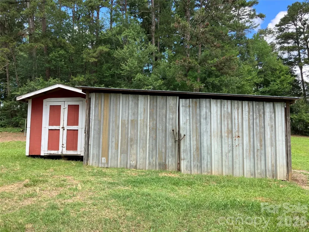 10663 Island Creek Road Stanfield NC 28163