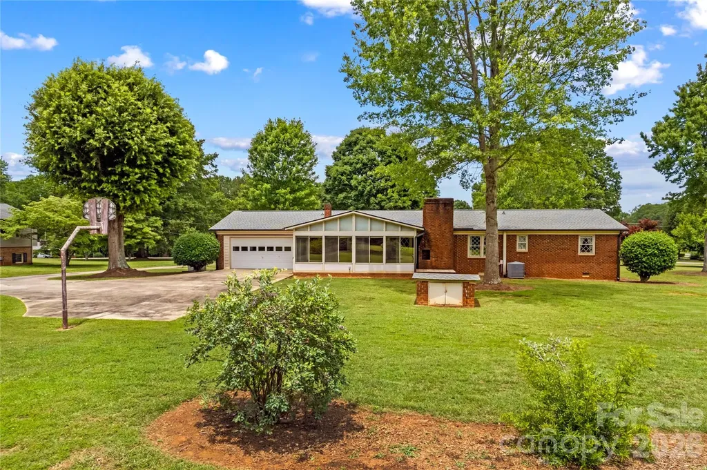 117 Fonda Road Statesville NC 28677