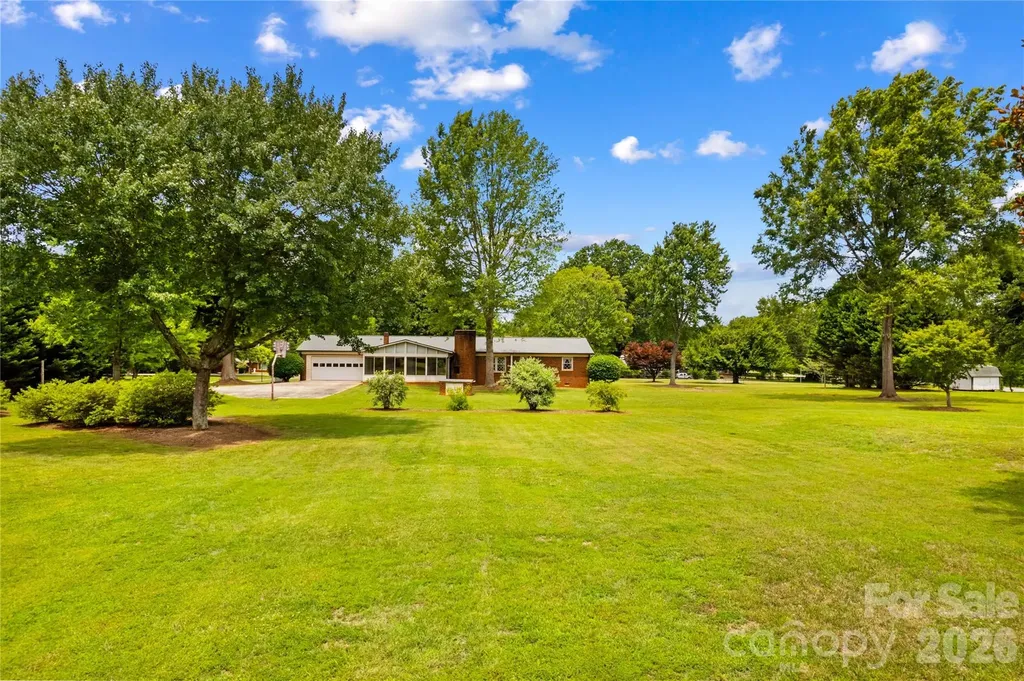 117 Fonda Road Statesville NC 28677