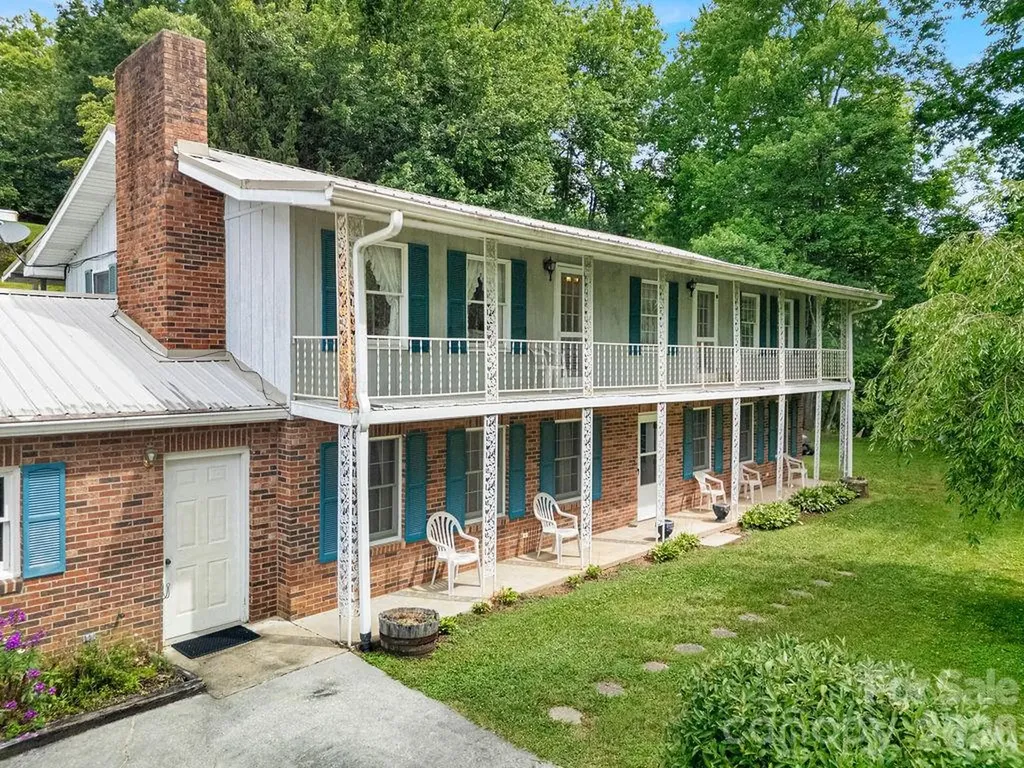 106 Flora Lina Drive Brevard NC 28712