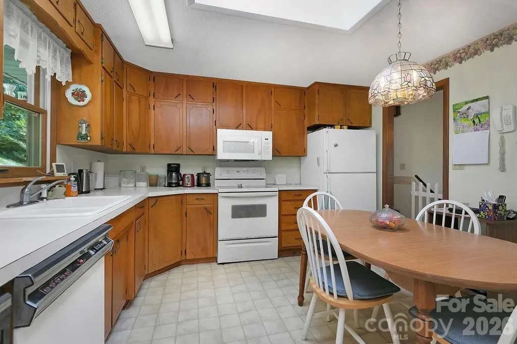 106 Flora Lina Drive Brevard NC 28712