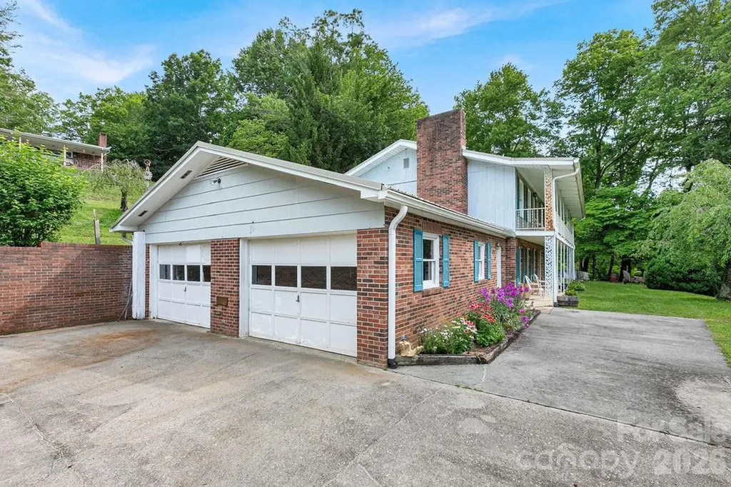 106 Flora Lina Drive Brevard NC 28712