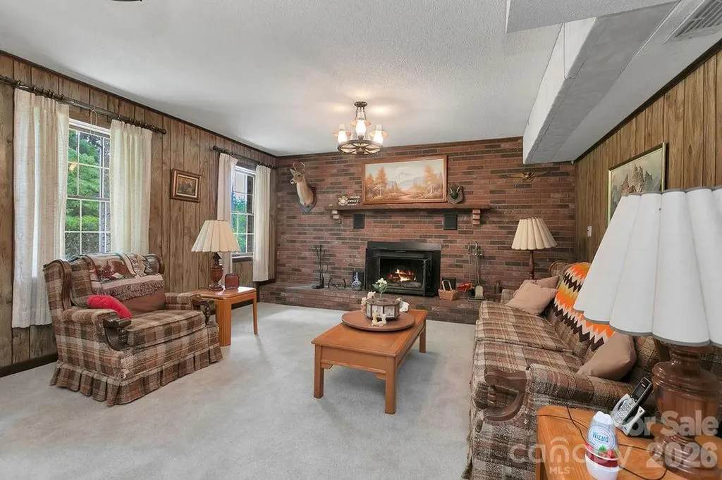 106 Flora Lina Drive Brevard NC 28712