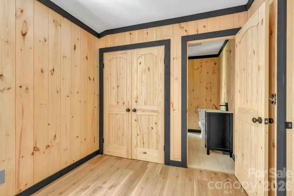 209 Meadow Loop Newland NC 28657