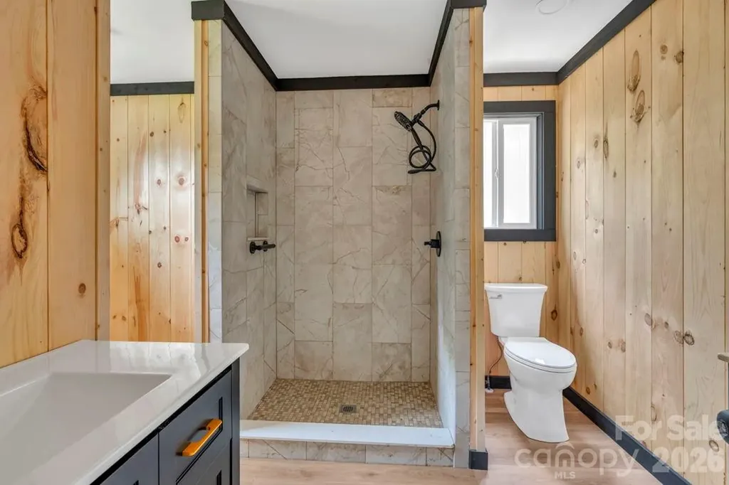 209 Meadow Loop Newland NC 28657