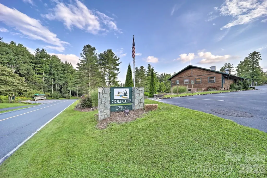 209 Meadow Loop Newland NC 28657