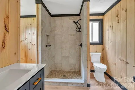 209 Meadow Loop Newland NC 28657