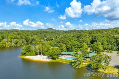 209 Meadow Loop Newland NC 28657