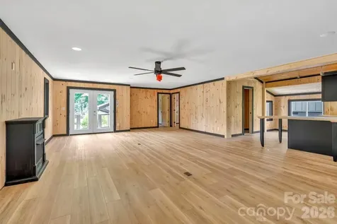 209 Meadow Loop Newland NC 28657
