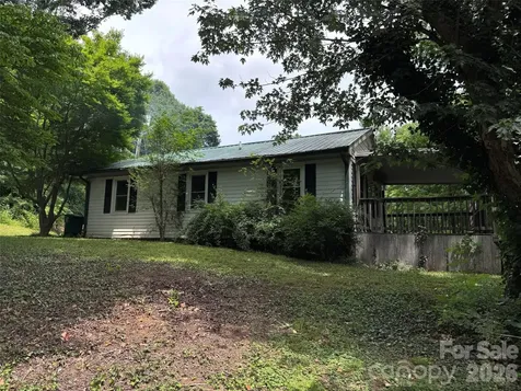 400 & 402 Sharon Road Fairview NC 28730