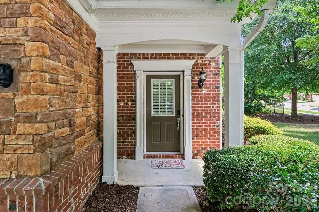 16247 Annahill Court Charlotte NC 28277