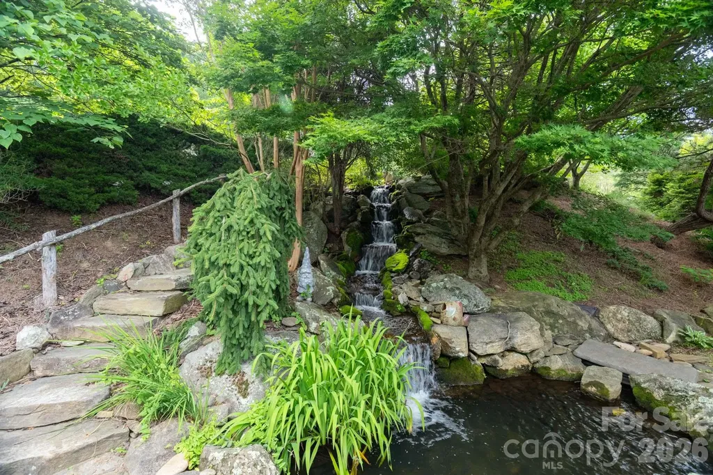 91 Weaverville Road Asheville NC 28804