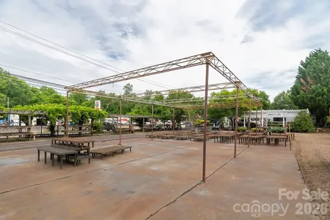 91 Weaverville Road Asheville NC 28804