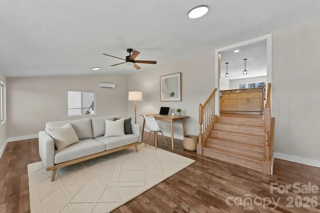 88 Skyview Terrace Asheville NC 28806
