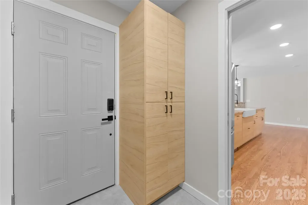 88 Skyview Terrace Asheville NC 28806