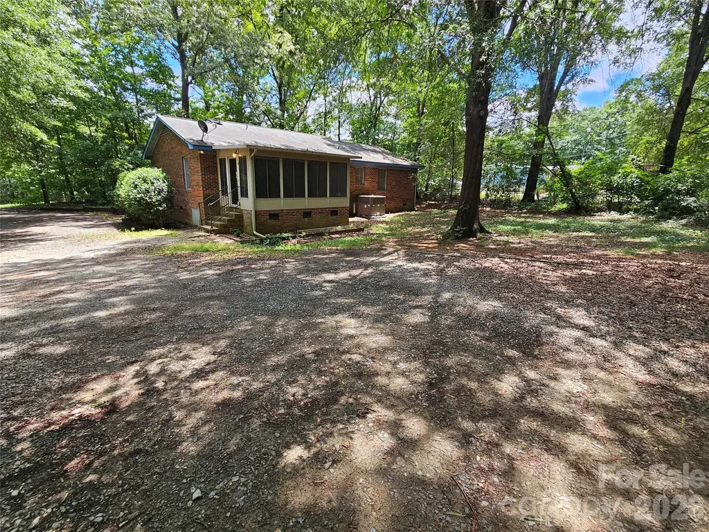 11488 Beagle Street Midland NC 28107