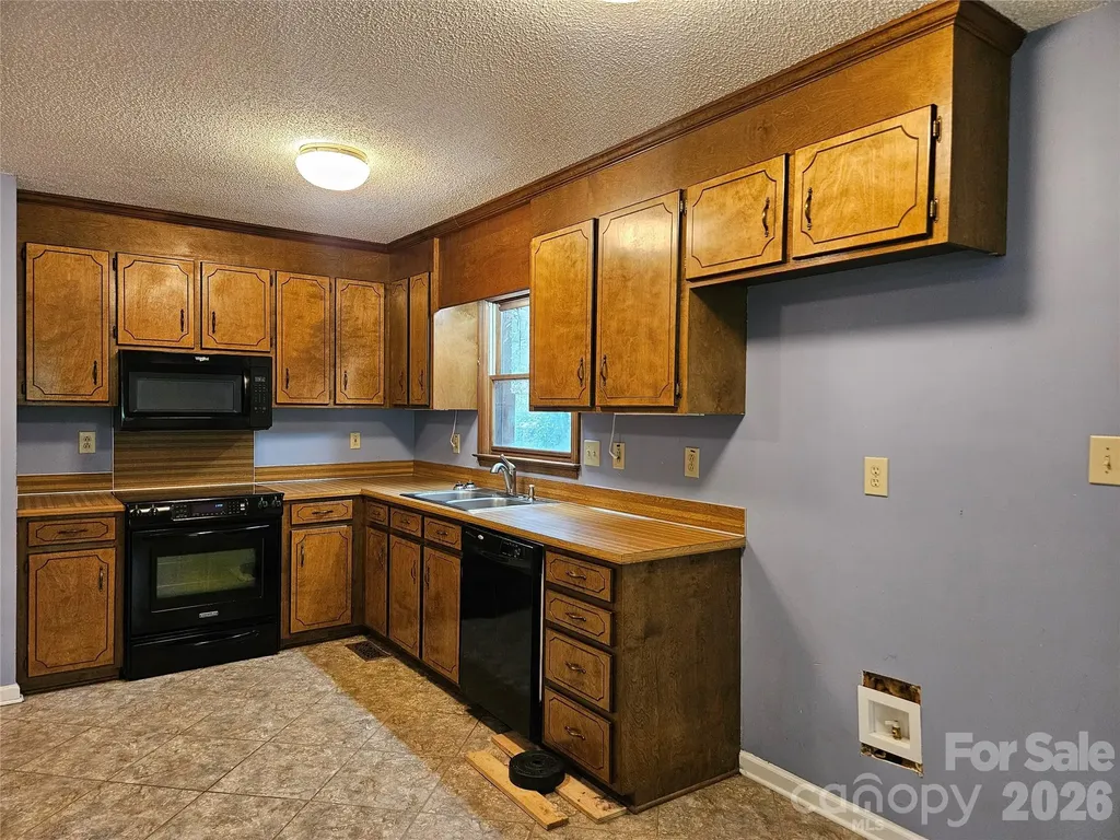 11488 Beagle Street Midland NC 28107