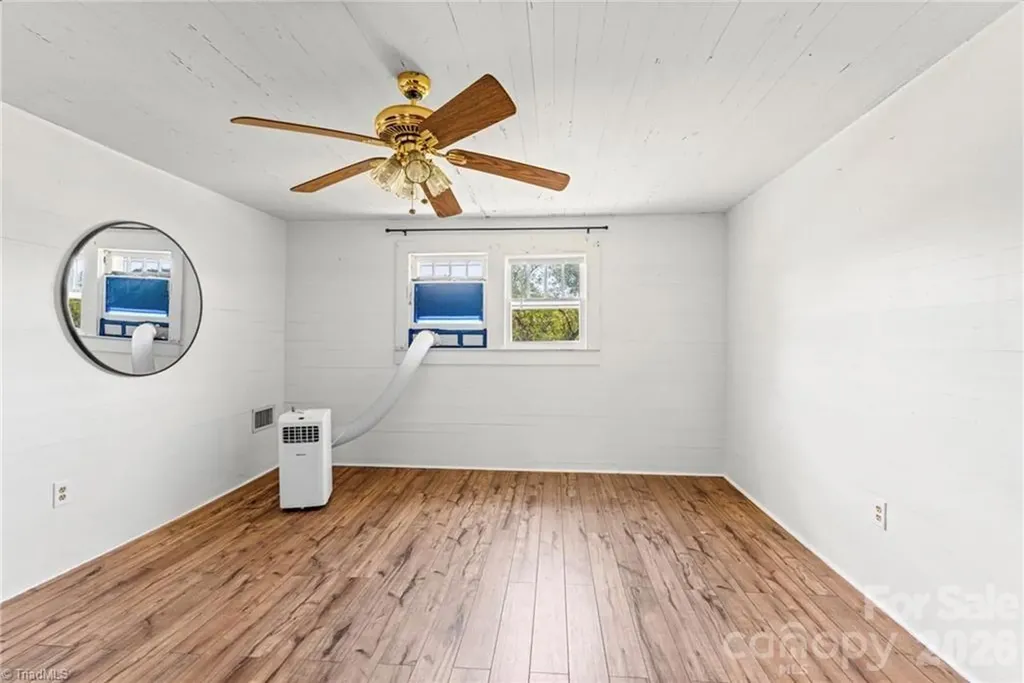 6689 Nc Highway 16 Millers Creek NC 28651