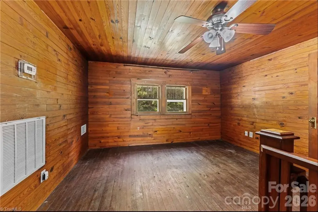 6689 Nc Highway 16 Millers Creek NC 28651