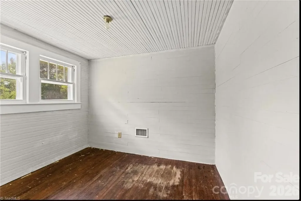 6689 Nc Highway 16 Millers Creek NC 28651