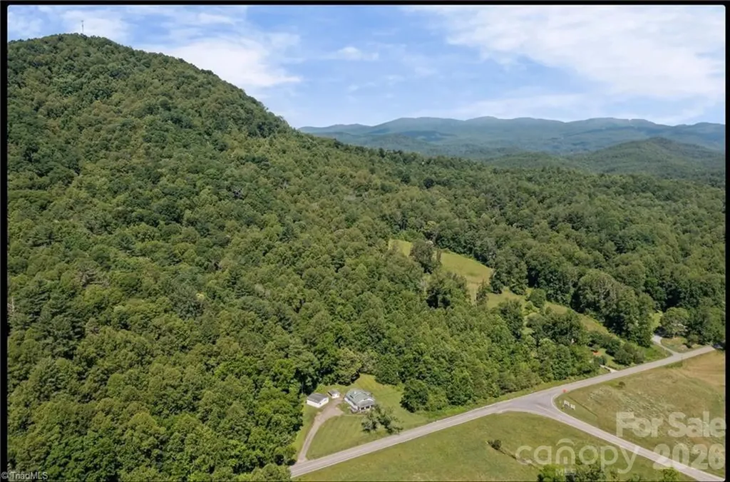 6689 Nc Highway 16 Millers Creek NC 28651