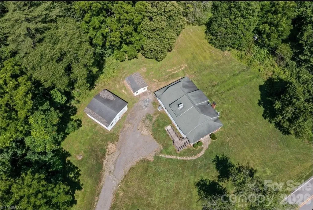 6689 Nc Highway 16 Millers Creek NC 28651