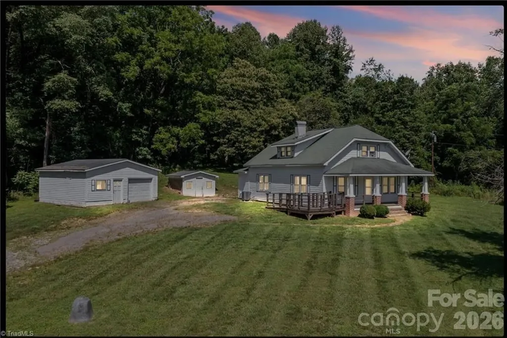 6689 Nc Highway 16 Millers Creek NC 28651
