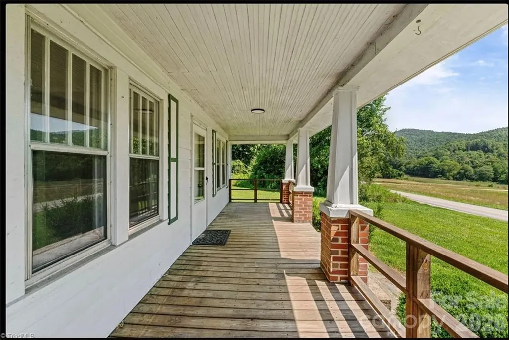 6689 Nc Highway 16 Millers Creek NC 28651