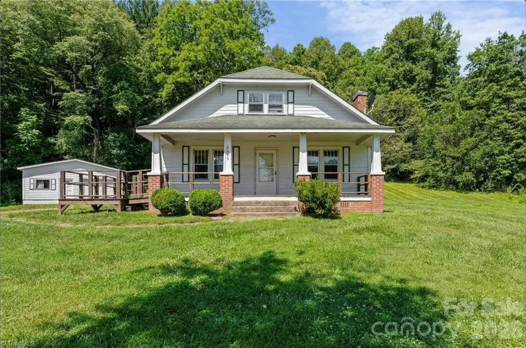 6689 Nc Highway 16 Millers Creek NC 28651
