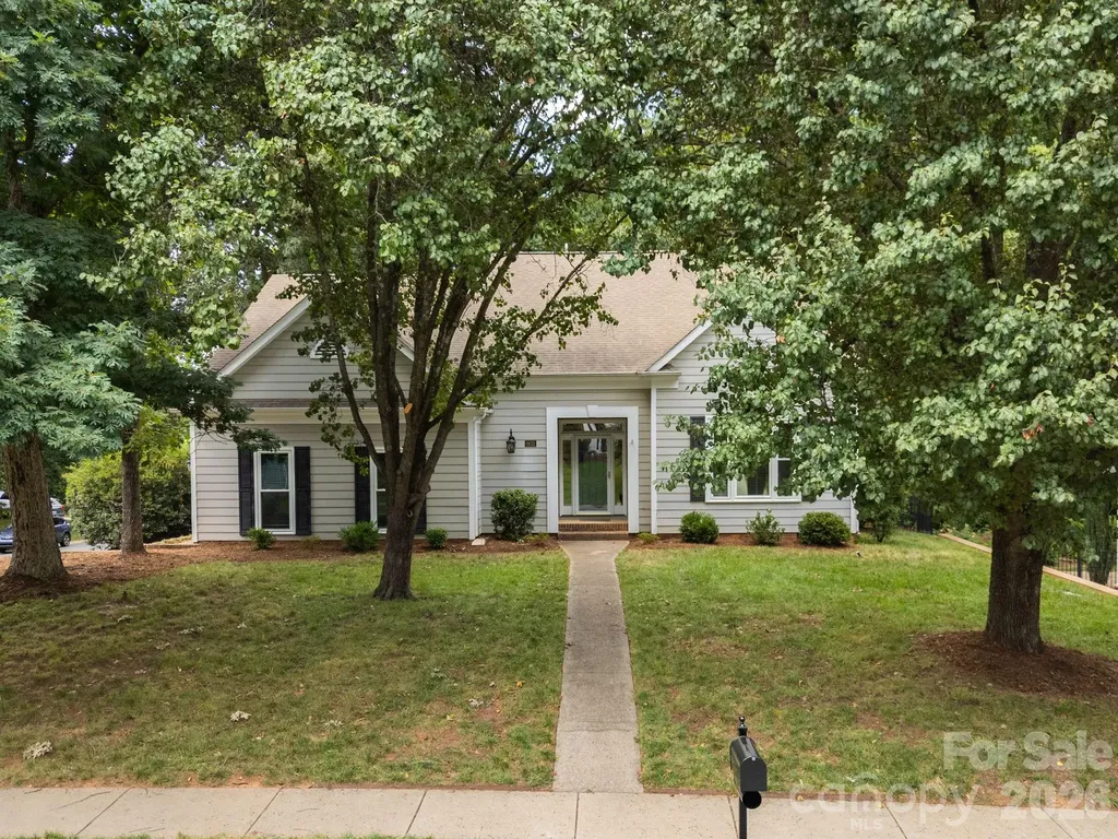 6632 Elmstone Drive Charlotte NC 28277