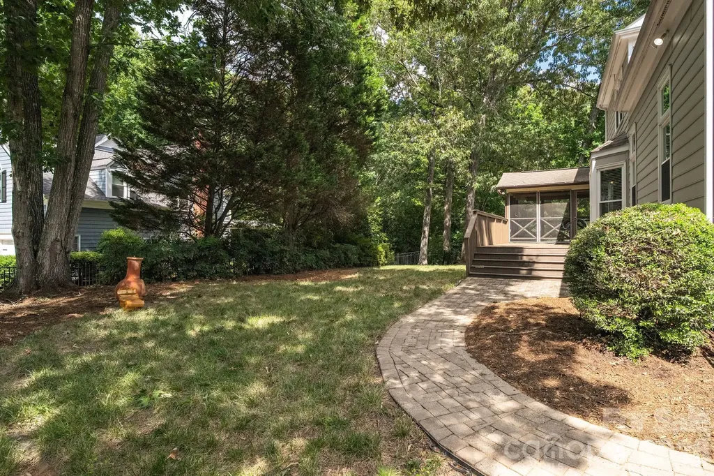 6632 Elmstone Drive Charlotte NC 28277